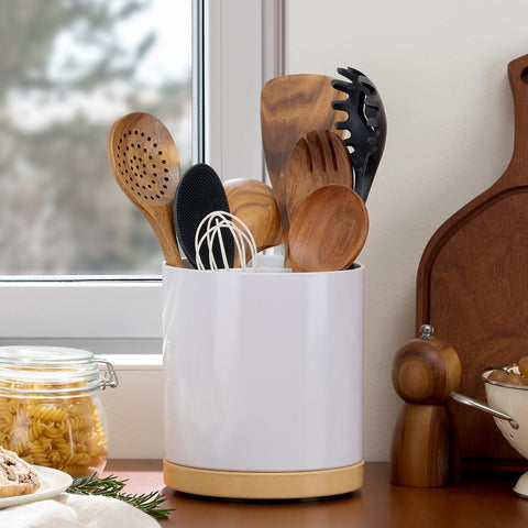 Meolibour durable melamine construction resists daily wear.