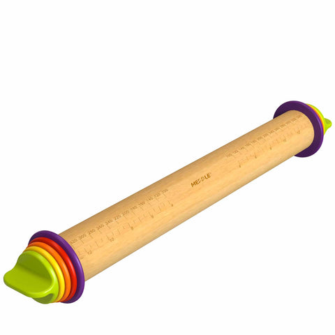 Mepple rolling pin with rings attached for adjustable dough thickness.