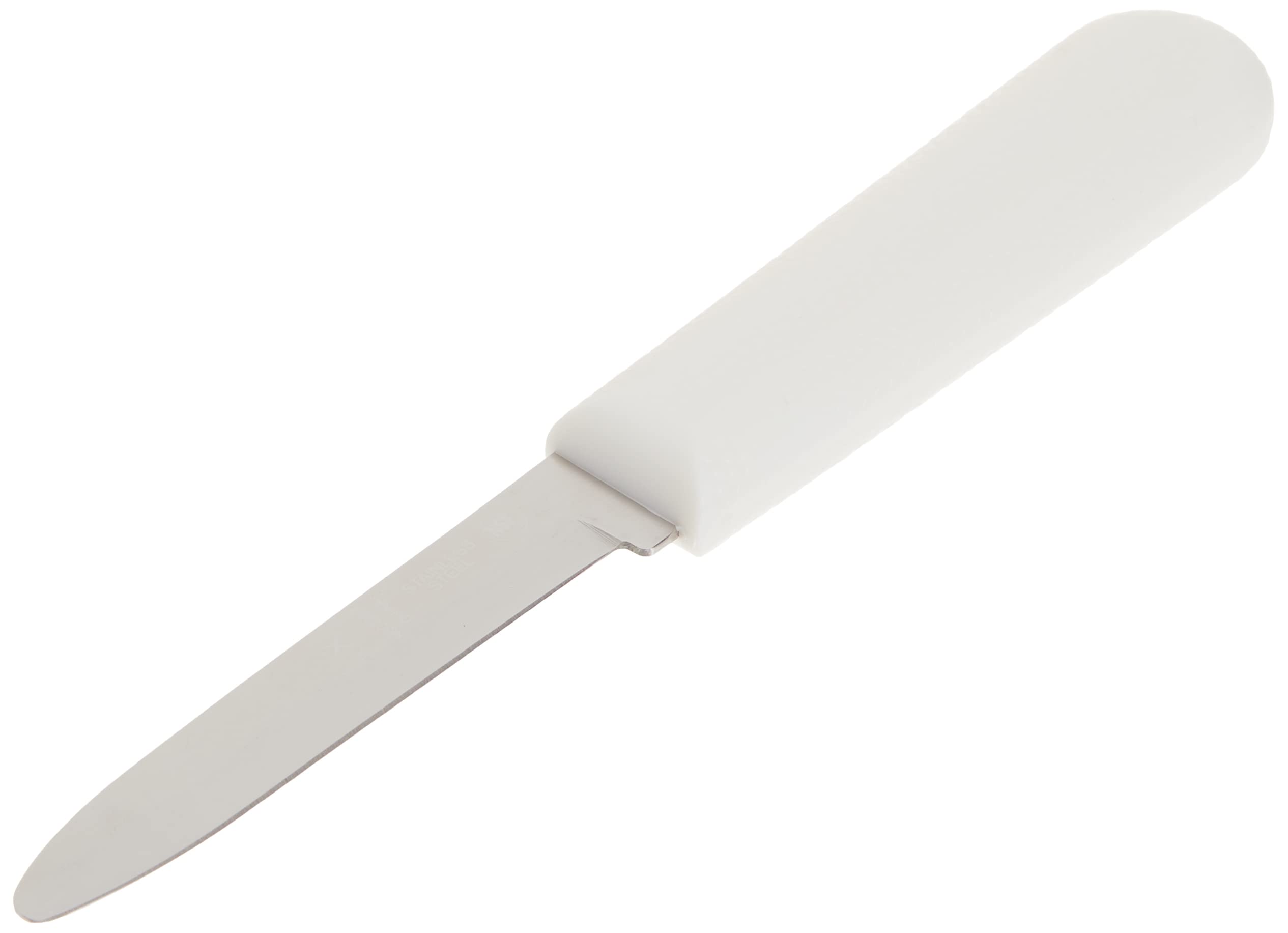 Mercer Culinary clam knife with narrow blade for easy insertion between clams.