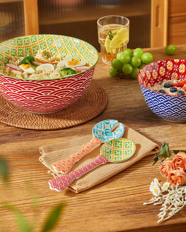 Metahom two-piece salad servers set displayed for mixing and serving