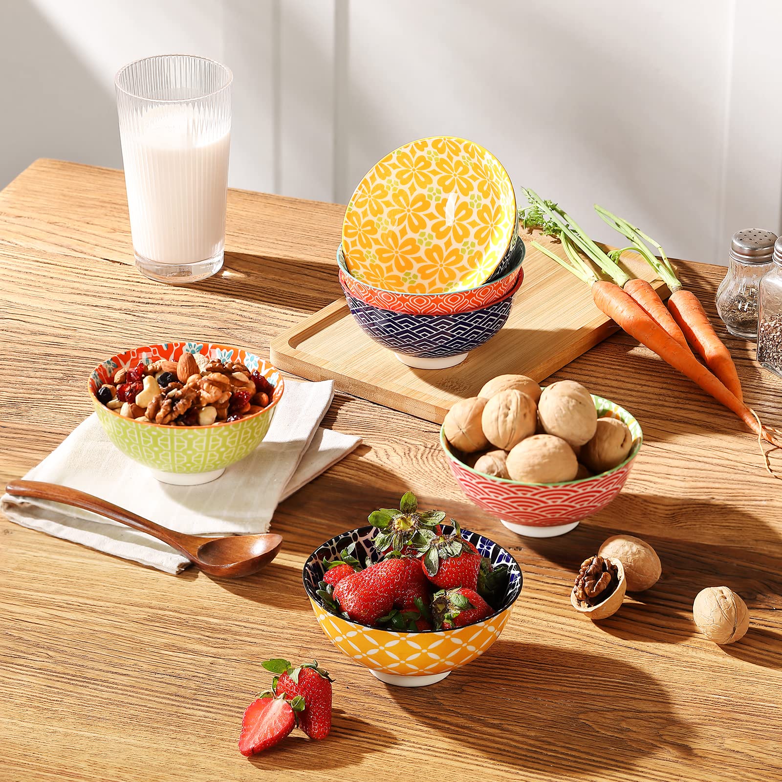 Each Metahom bowl holds 10oz, perfect for ice cream, fruit, and condiments.
