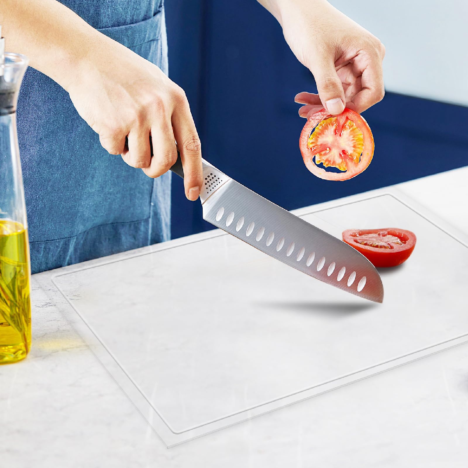 MEWSDEN acrylic cutting board with juice groove for clean prep liquids