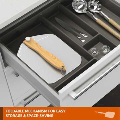 Meykwod pizza peel in action for safe oven transfer of pizza