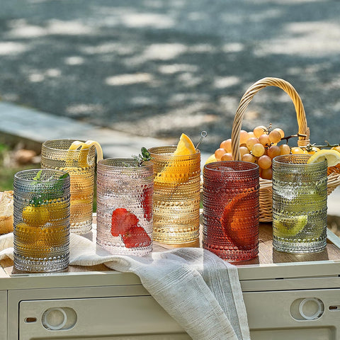 Mfacoy ergonomic grip makes handling comfortable during gatherings.