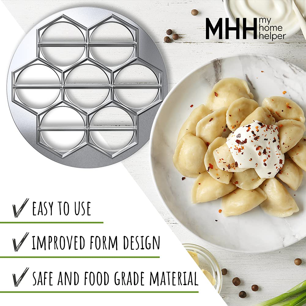 Compact 14-slot press fits modern kitchens for family cooking.