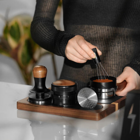 MHW-3BOMBER WDT tool six spare needles included for maintenance.