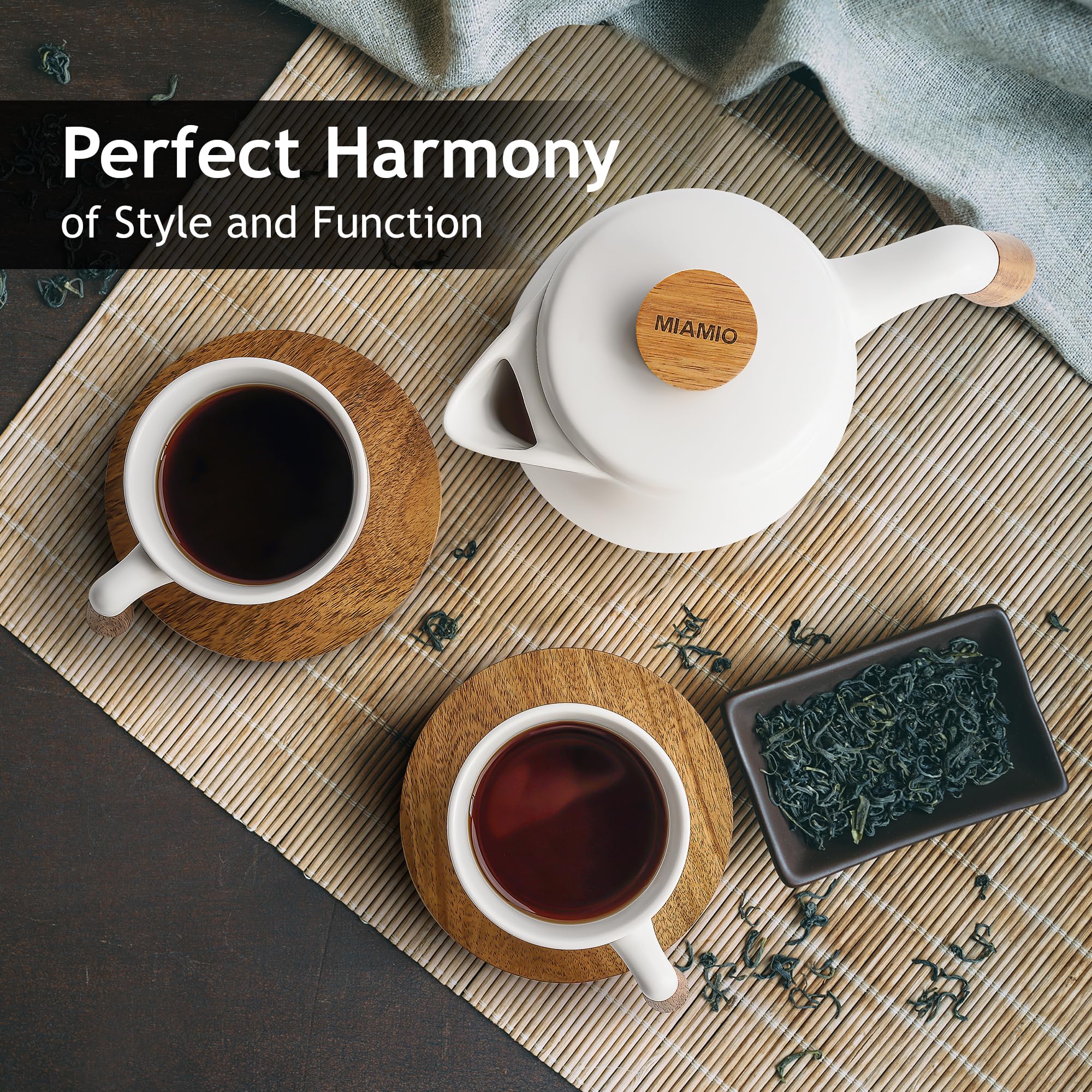 MIAMIO teapot pouring with smooth spout for clean cups