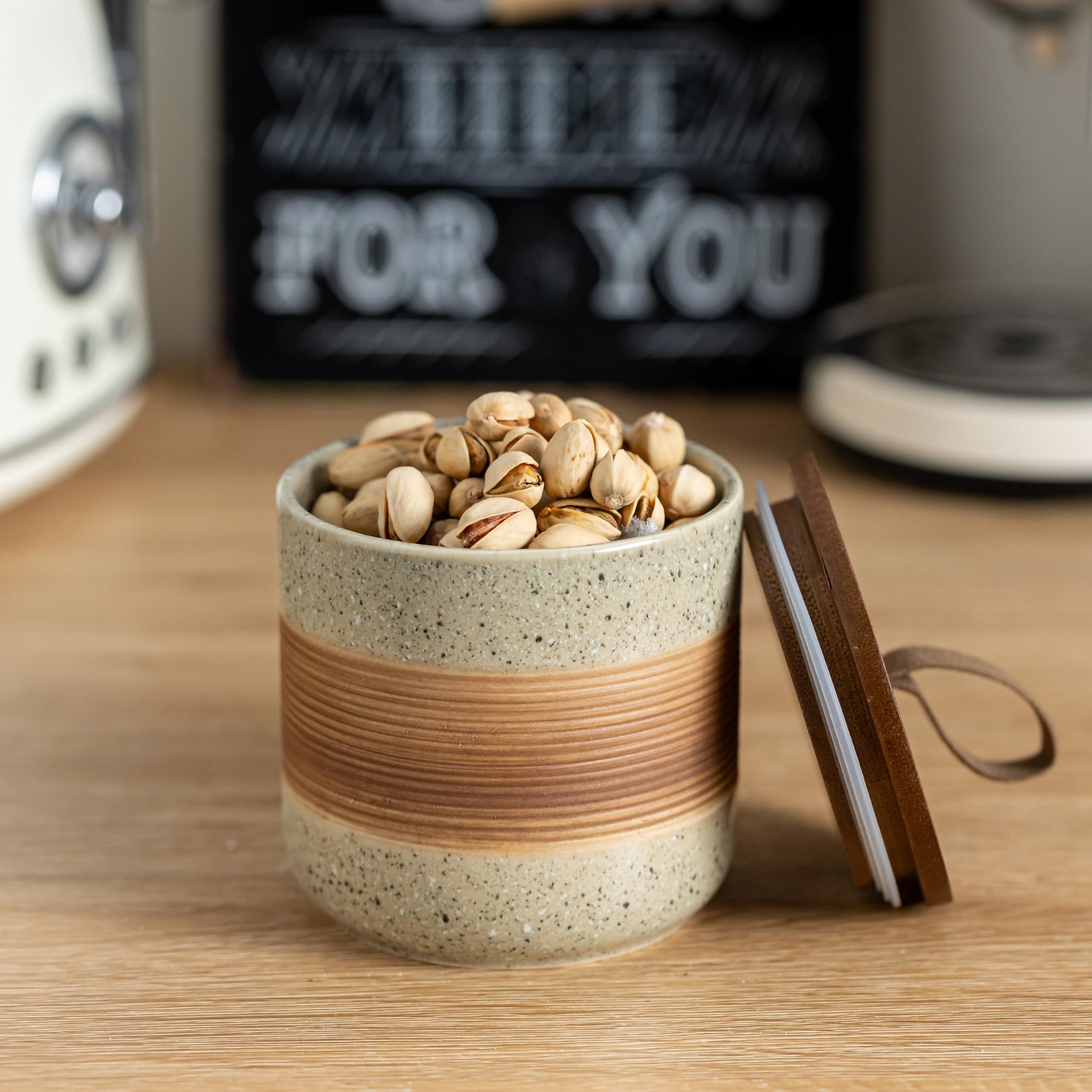 Miamolo coffee beans storage keeps beans fresh and accessible on the counter.