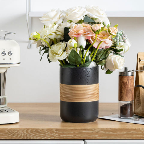 Miamolo dishwasher-safe ceramic jars simplify daily cleaning.