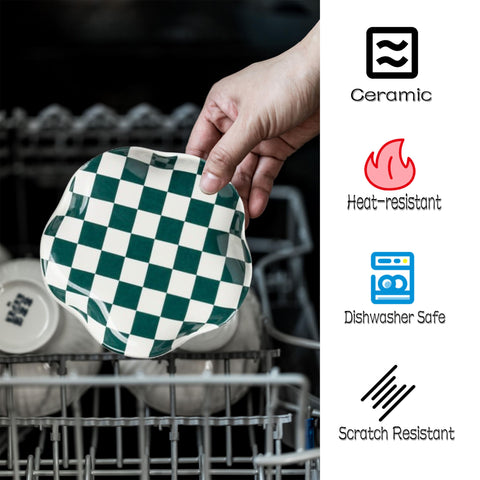 Miamolo large utensil rest keeps spatulas organized during busy cooking sessions.