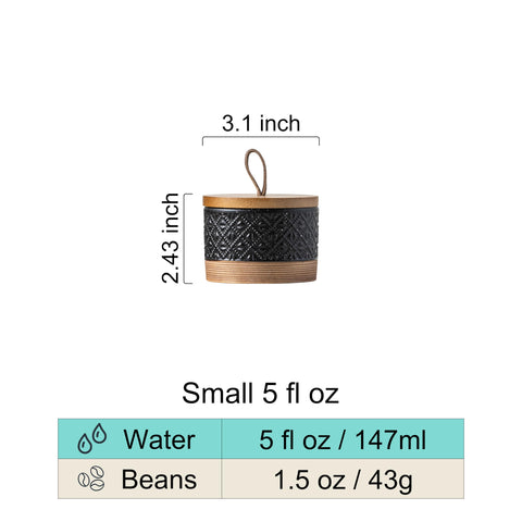 Miamolo sugar jar with lid maintains moisture balance and a tidy kitchen look.