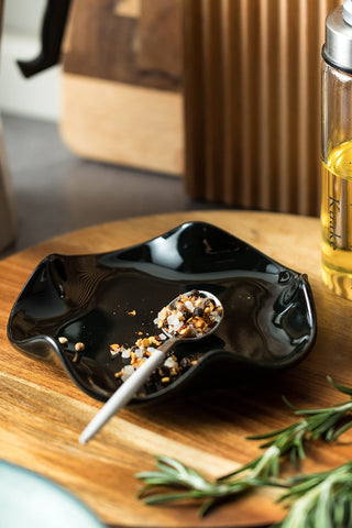 Miamolo spoon rest doubles as candy dish or key tray.