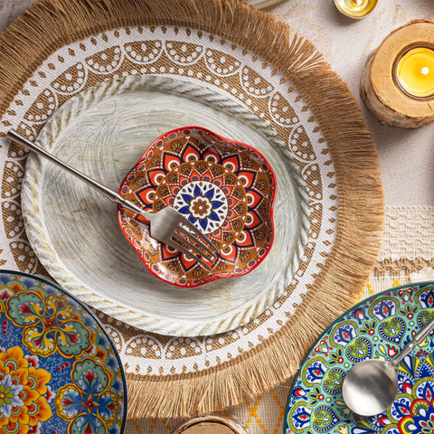 Miamolo spoon rest makes a thoughtful housewarming gift idea.
