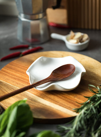 Miamolo spoon rest on kitchen counter blends with white decor