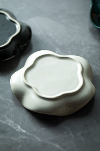 Miamolo stylish spoon rest adds simple decor while cooking