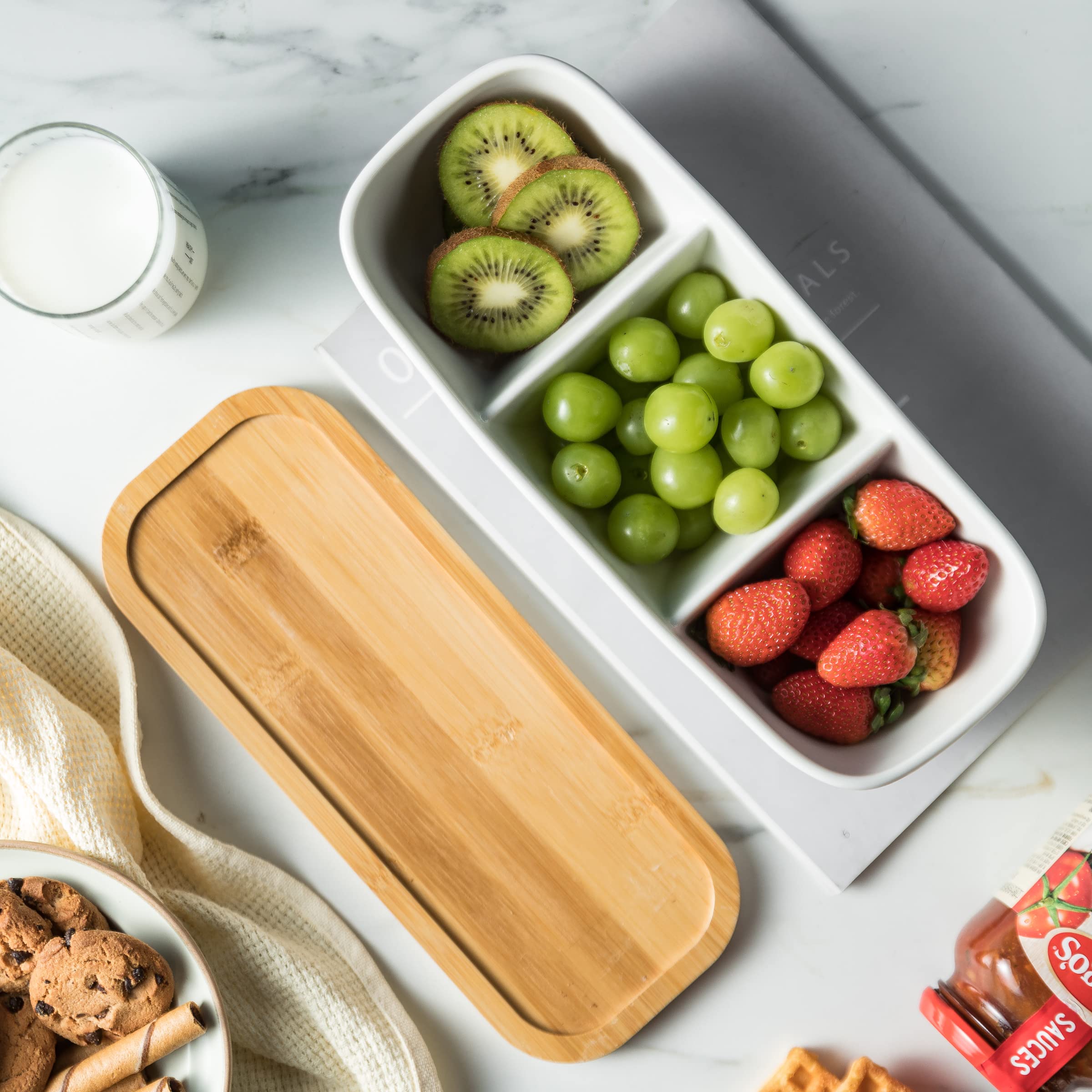 Miamolo three-position drinkware area supports varied party setups.