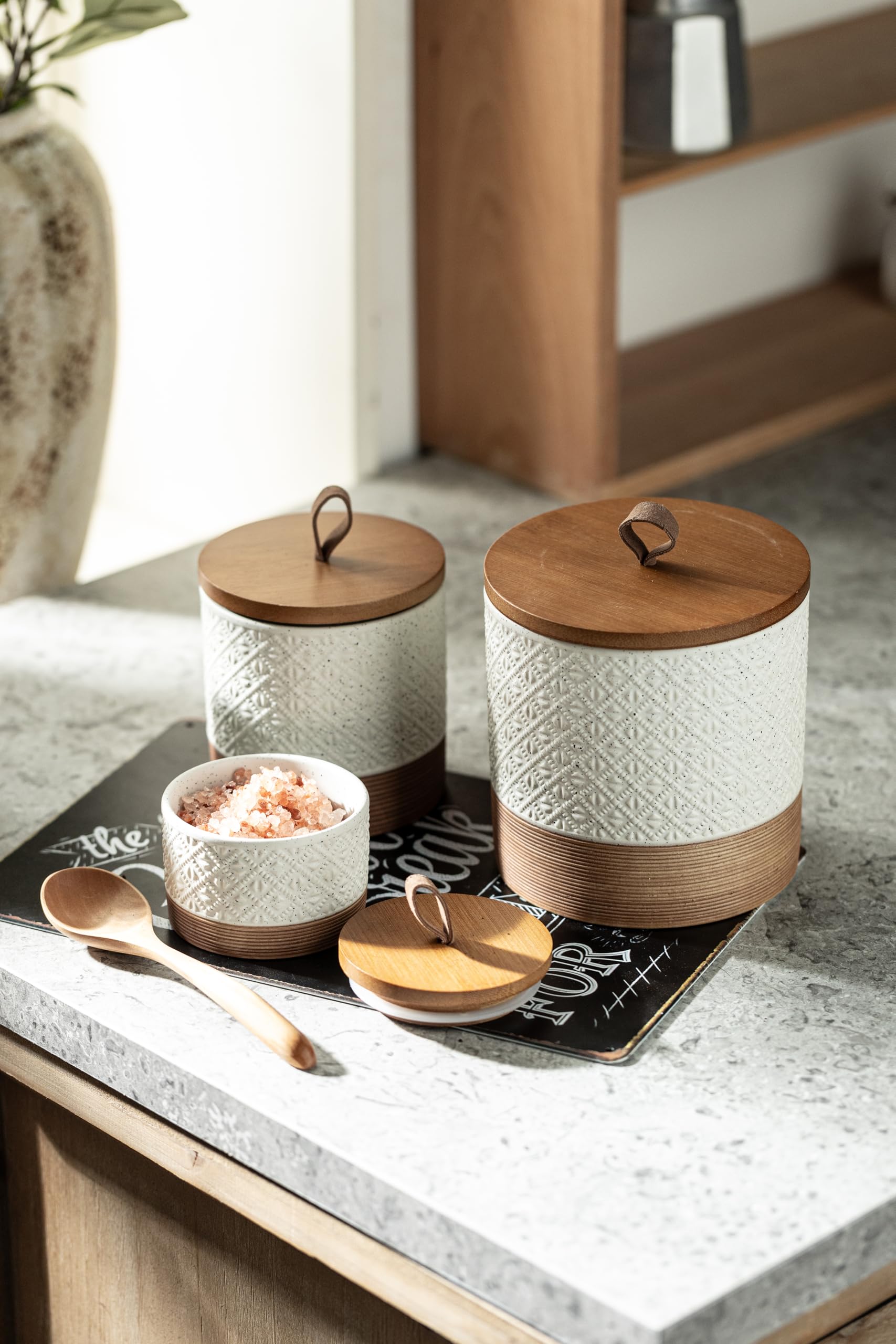Miamolo versatile mini-storage jar for spices, sugar, or snacks