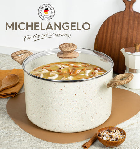 MICHELANGELO stock pot easy-clean surface supports quick rinsing.