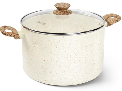 MICHELANGELO stock pot with lid on for family meals and even heating.