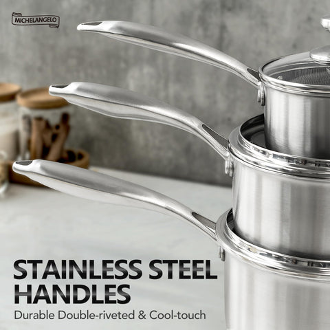 MICHELANGELO ergonomic handles provide a cool, secure grip during cooking.