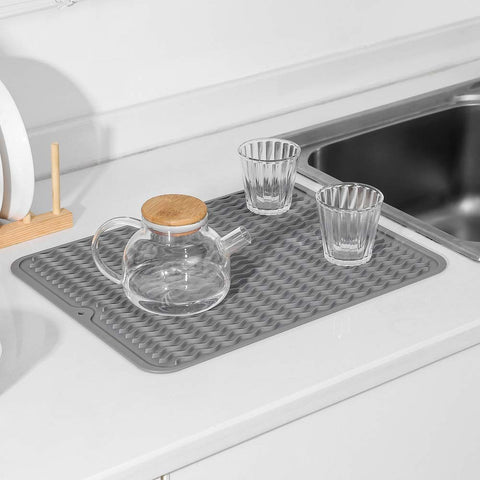 MicoYang heat-resistant silicone mat withstands hot cookware up to 450F