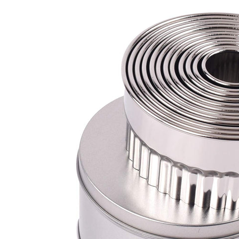Miecux circle cutters nest in a compact tin for easy storage.