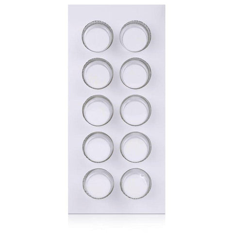 Miele cleaning tablets in use help maintain aroma and consistent extraction.