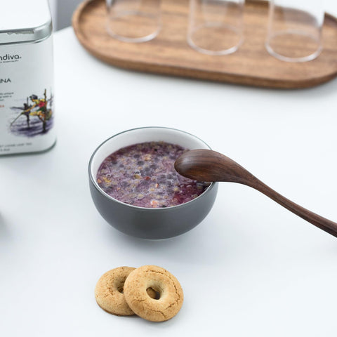 MIGAKU HOME gift-ready wooden spoon set for memorable meals.