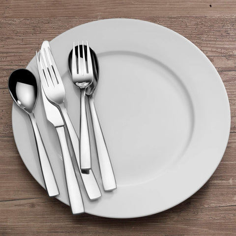 Mikasa Delano dinner spoon with lustrous finish ideal for everyday dining