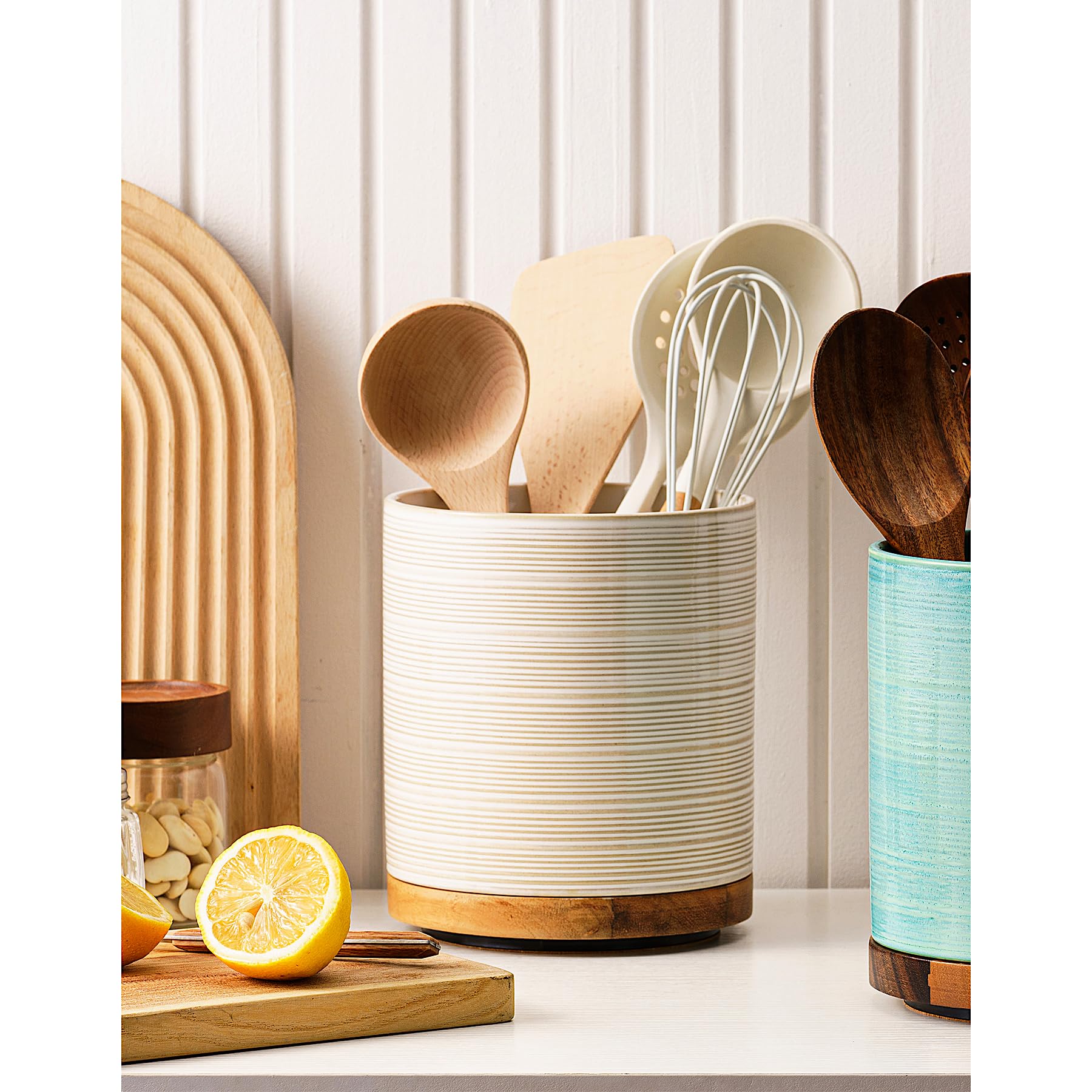 MIKIGEY Arctic White ceramic finish adds modern charm to the kitchen