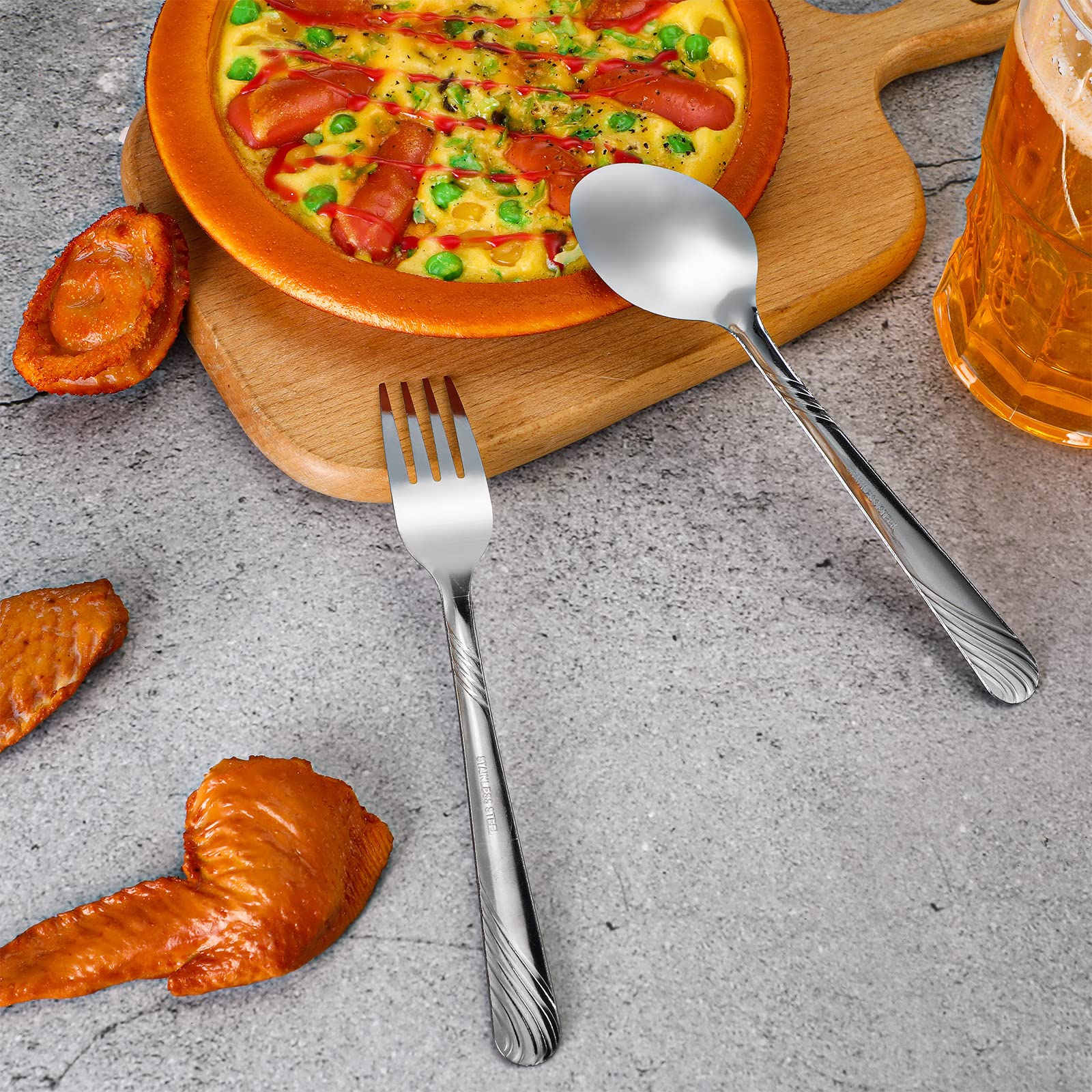 Minatee gift-ready silverware set perfect for housewarmings and celebrations.