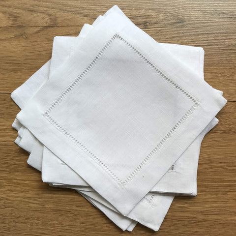 Minhcraft linen napkins add texture for stylish entertaining.