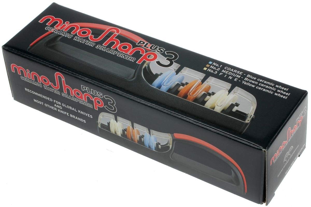 Minosharp in-use shot showing safe, handheld sharpening without electricity.