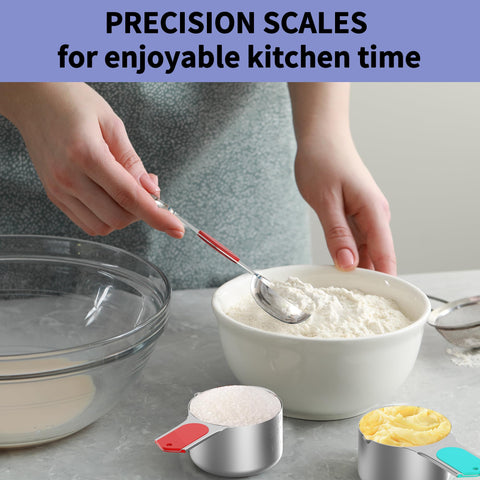 Minteem plastic measuring cups in 4-2-1 set for liquids.