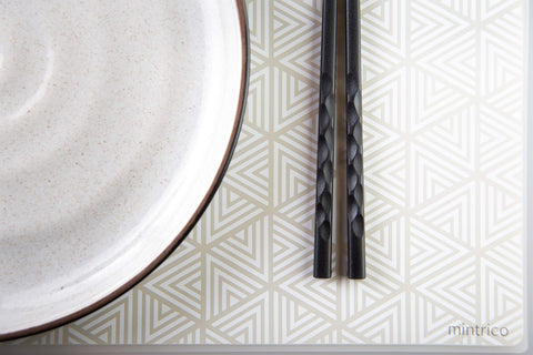 Mintrico precision-tip provides delicate control for small pieces.