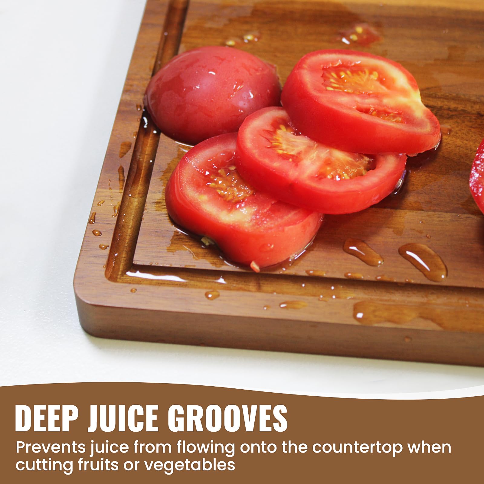 Misawce acacia cutting board juice groove close-up showing liquid capture.