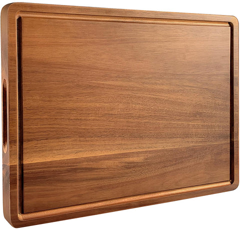 Misawce large acacia cutting board shows juice groove and handle for mess-free slicing