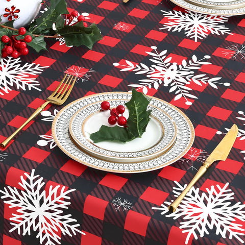 Misaya table cover suitable for Christmas parties and everyday use.