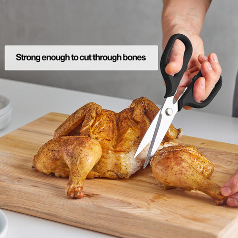 Misen heavy-duty kitchen shears ambidextrous handle offers comfortable control.