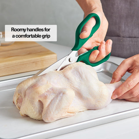 Misen heavy-duty kitchen shears debone chicken with sturdy German stainless steel.