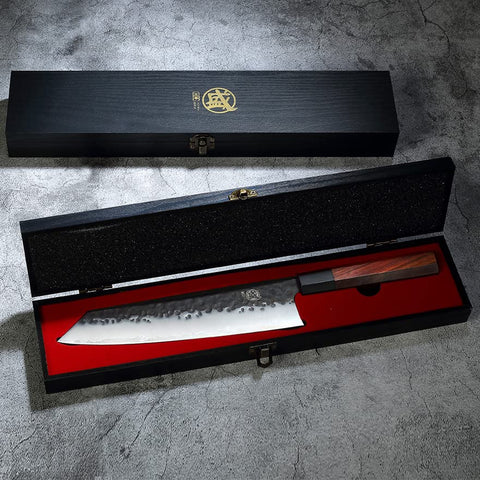 Craftsmanship detail on MITSUMOTO SAKARI Kiritsuke blade shows forging artistry