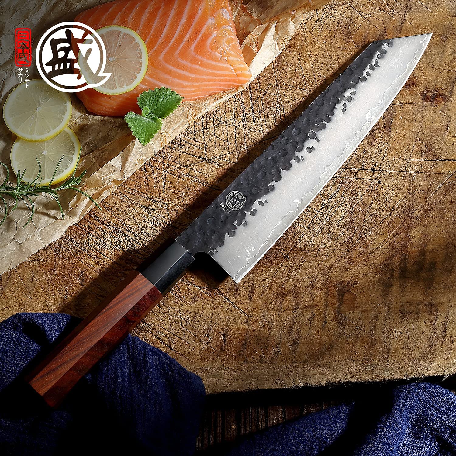 Edge profile of MITSUMOTO SAKARI Kiritsuke enabling precise, clean slicing