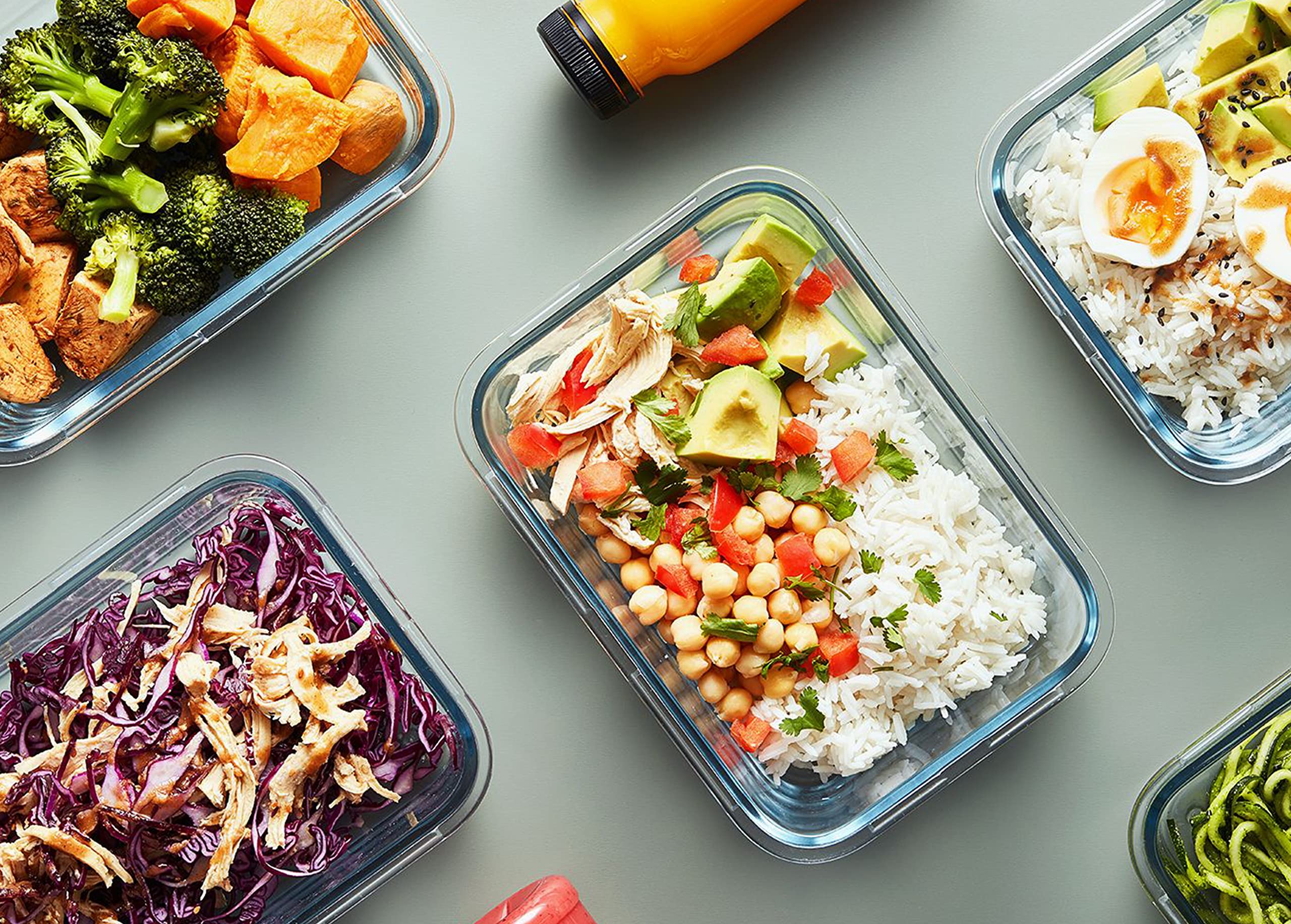 M MCIRCO dishwasher-safe containers simplify cleanup after busy weeks.