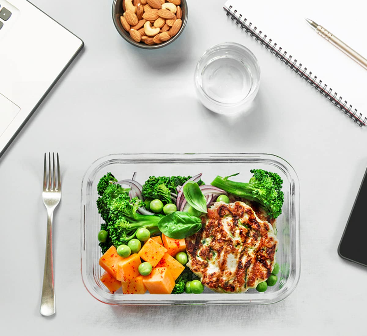 Glass container safe for microwave and oven without lids.