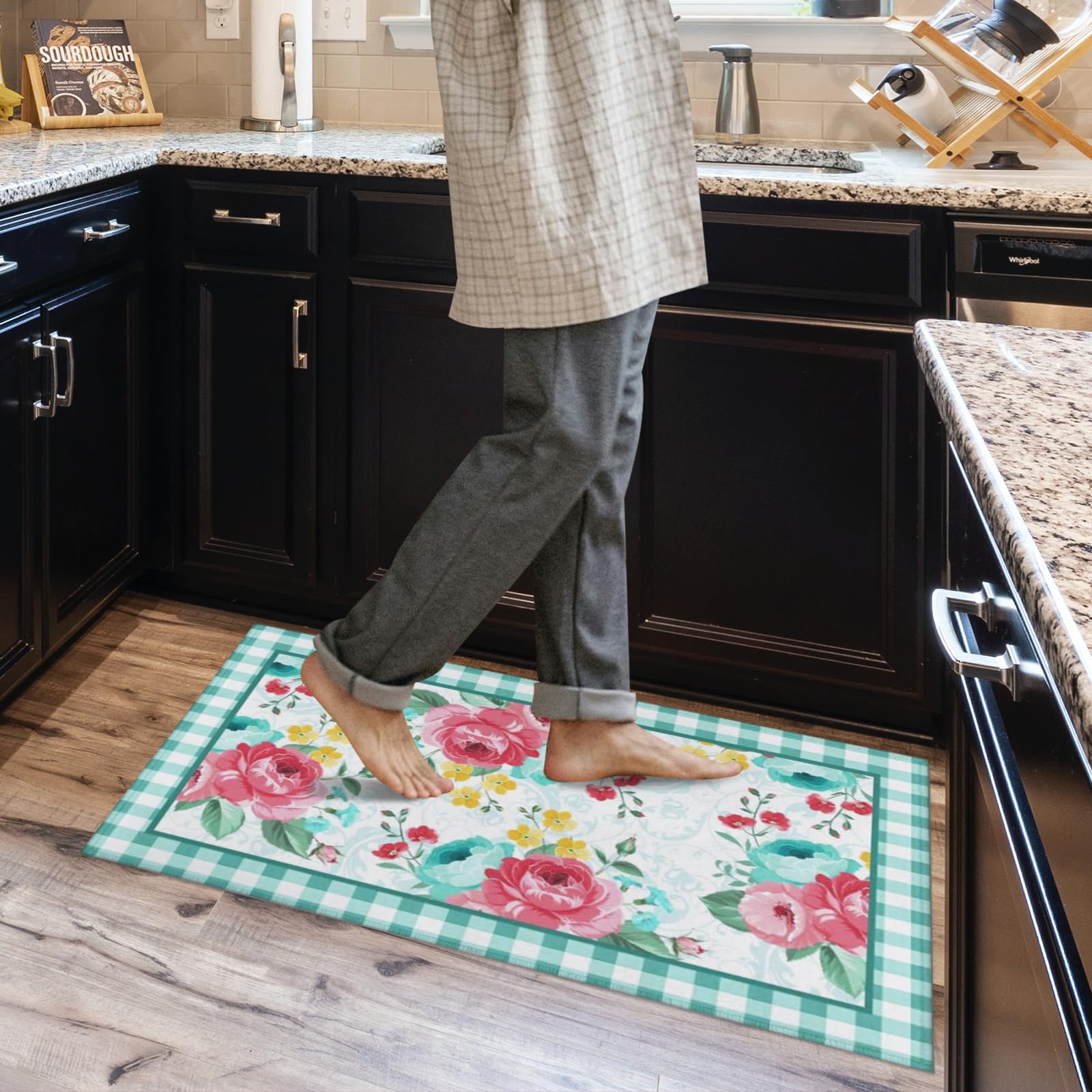 Mofvugz crystal velvet top provides a soft, inviting feel underfoot.
