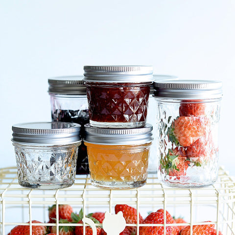 MOLADRI versatile jar for jams, cereals, nuts, and spices.