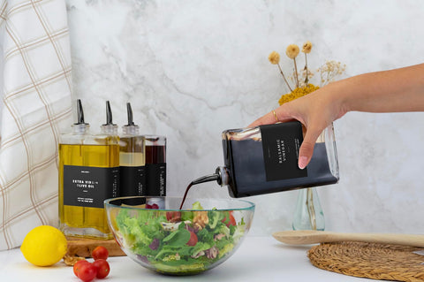 Molimoli bottles with dust-free automatic pourers for mess-free cooking.