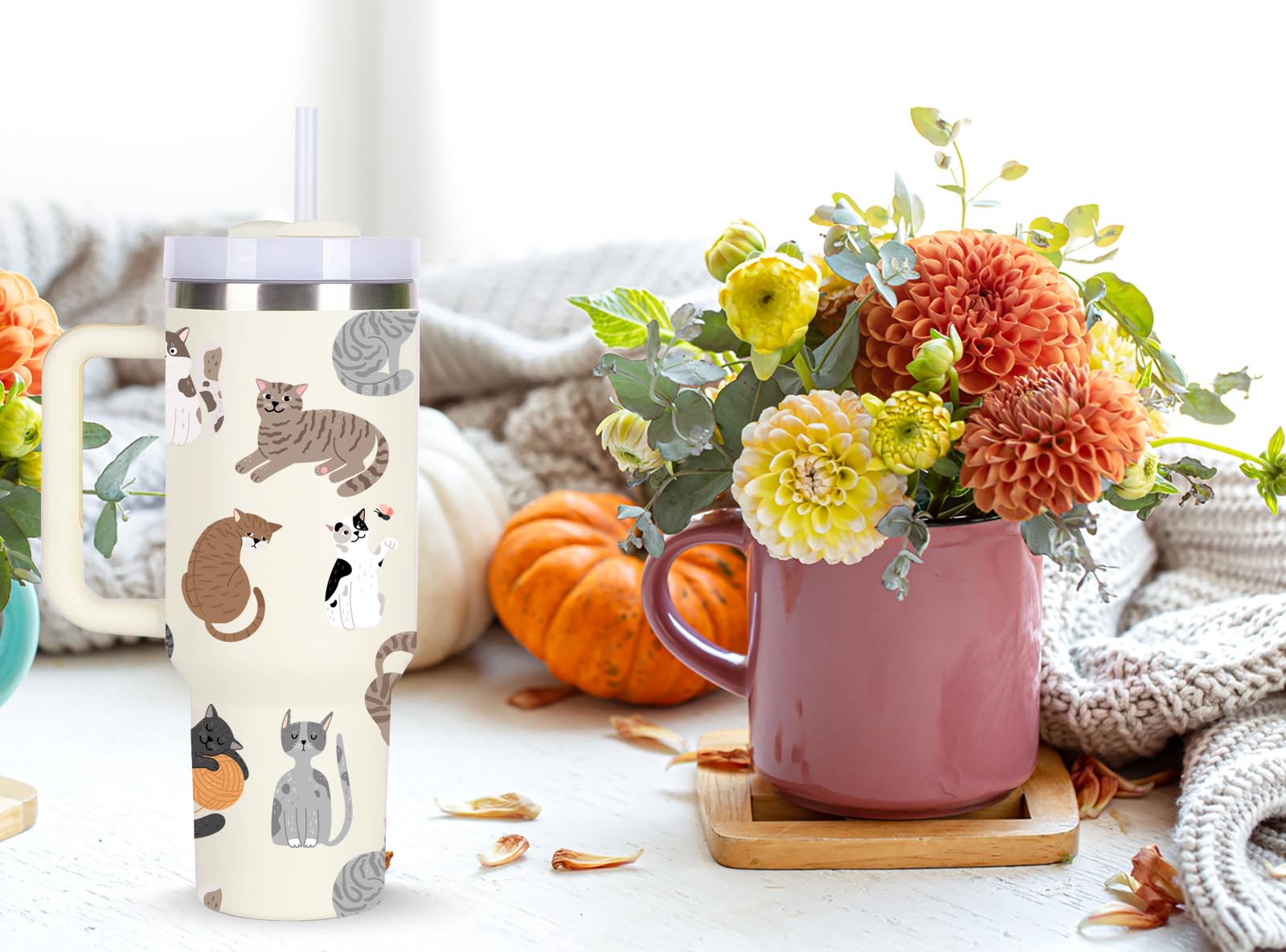 momocici cat tumbler in-car cupholder, slim-base fits most vehicles.