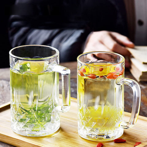Momugs microwave-safe mugs enable quick reheating after meals.