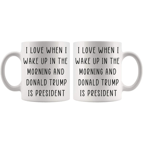 Moon9xx Trump mug dishwasher-safe design for easy cleaning.